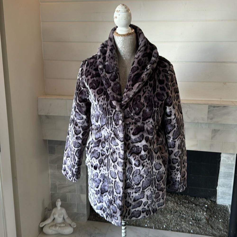 Tudor Court Gray and Black Leopard Faux Fur Shawl Collar Jacket